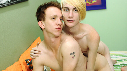 Cute Twink has a lollipop-nightmare